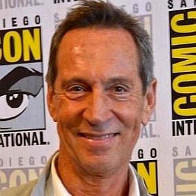 facts on Jonathan Hyde