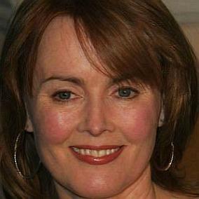 facts on Laura Innes