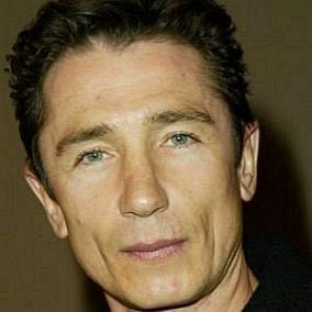 facts on Dominic Keating