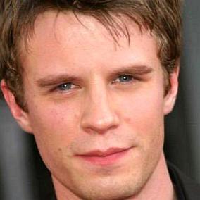 facts on Luke Mably